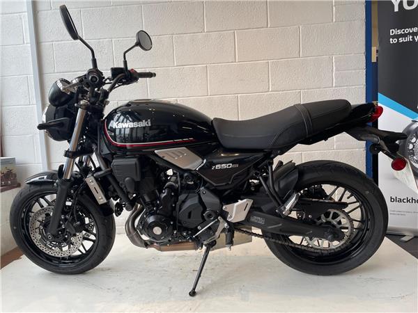 2024 Kawasaki Z650 RS