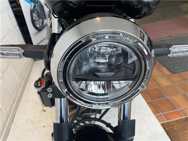 2024 Kawasaki Z650 RS