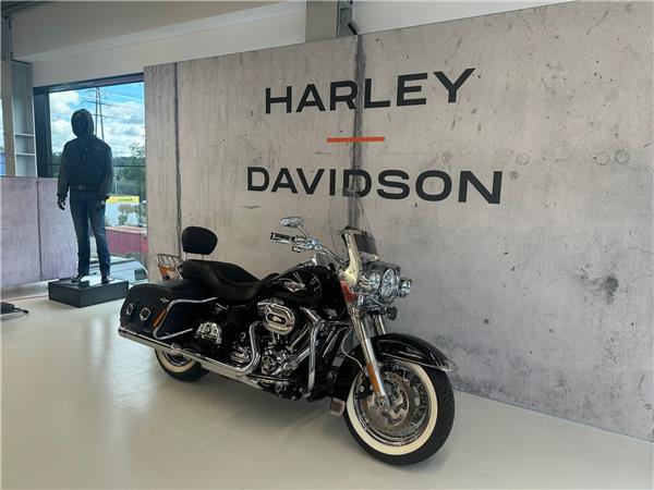 2015 harley-davidson FLHRC 1690 Road King Classic