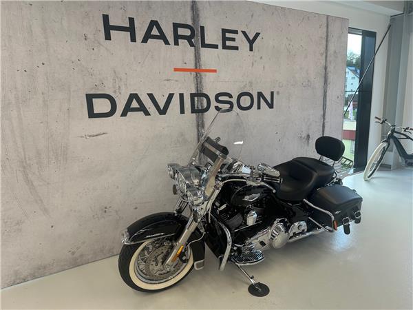 2015 harley-davidson FLHRC 1690 Road King Classic