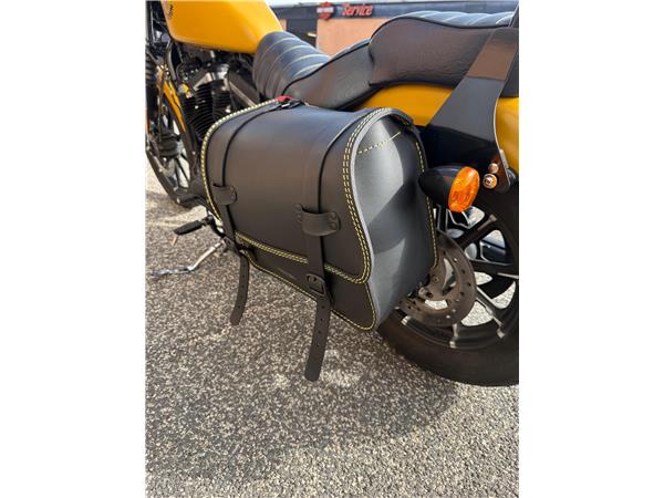 Harley-Davidson Sportster XL883N - 883 Iron