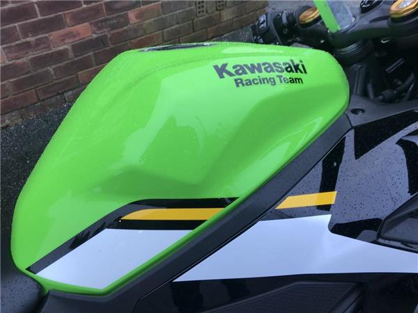 2025 Kawasaki Ninja ZX-4RR