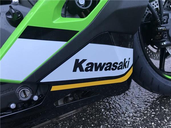 2025 Kawasaki Ninja ZX-4RR