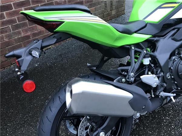 2025 Kawasaki Ninja ZX-4RR