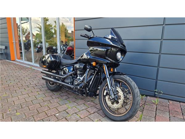 FXLRST LOW RIDER ST 117 