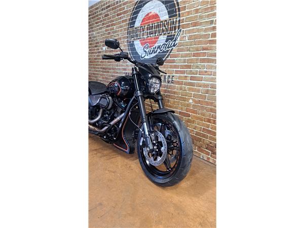 2021 HARLEY-DAVIDSON FXDR