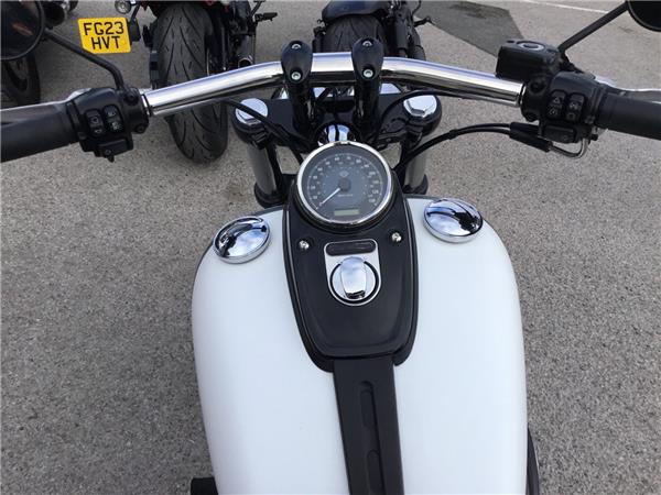 2018 HARLEY-DAVIDSON DYNA FXDF FAT BOB