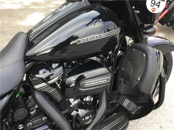 2018 HARLEY-DAVIDSON STREET GLIDE SPECIAL