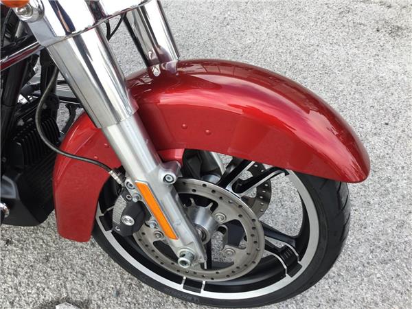 2018 HARLEY-DAVIDSON TOURING FLHX STREET GLIDE