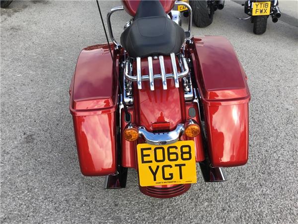 2018 HARLEY-DAVIDSON TOURING FLHX STREET GLIDE