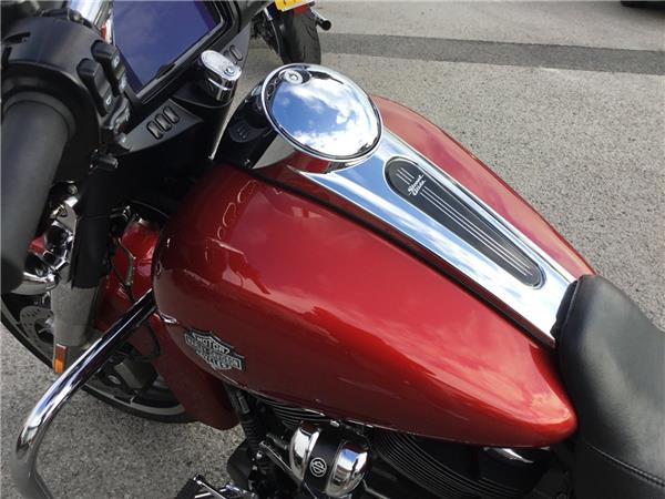 2018 HARLEY-DAVIDSON TOURING FLHX STREET GLIDE