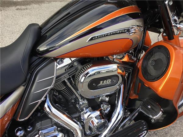 2011 HARLEY-DAVIDSON CVO FLHXSE SCREAMIN EAGLE STREET GLIDE