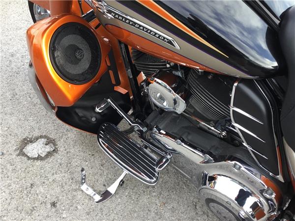 2011 HARLEY-DAVIDSON CVO FLHXSE SCREAMIN EAGLE STREET GLIDE