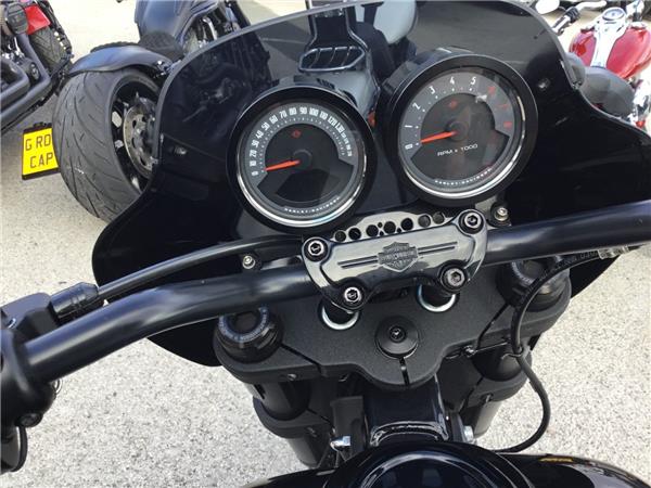 2019 HARLEY-DAVIDSON LOW RIDER S