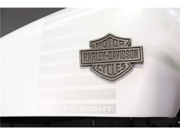 2017 HARLEY-DAVIDSON SPORTSTER XL1200X FORTY-EIGHT