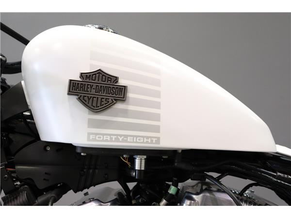 2017 HARLEY-DAVIDSON SPORTSTER XL1200X FORTY-EIGHT