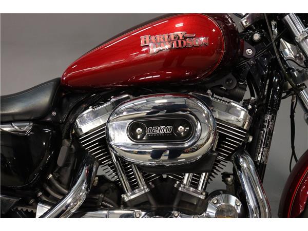 2017 HARLEY-DAVIDSON SPORTSTER XL1200T SUPERLOW