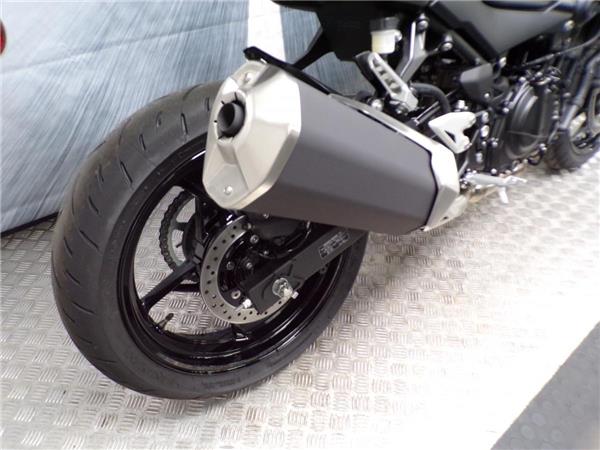 2025 KAWASAKI Z500