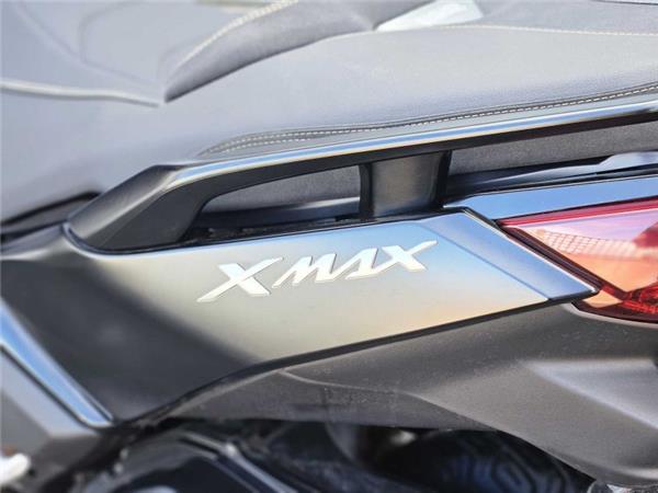 2024 Yamaha X-MAX 300 TECH MAX Black