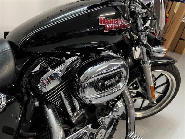 2014 HARLEY-DAVIDSON SUPERLOW