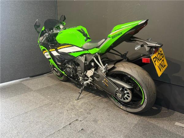 2025 Kawasaki Ninja ZX-6R