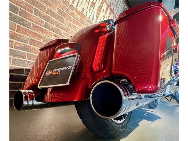 2018 harley-davidson FLTRXSE Road Glide Special 117 CVO