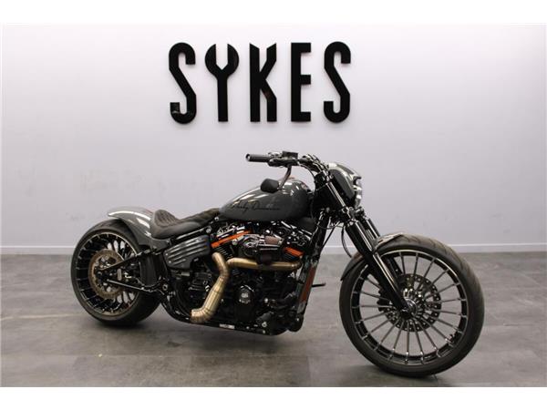 2018 Harley-Davidson Breakout 114
