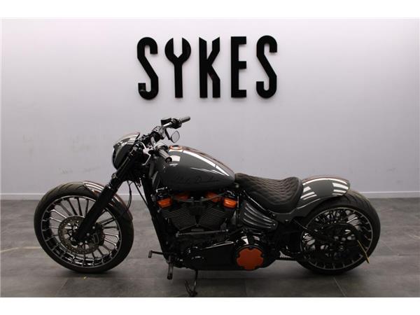 2018 Harley-Davidson Breakout 114