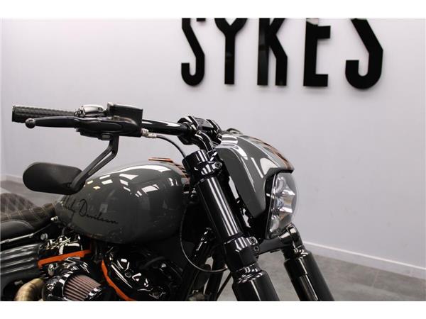 2018 Harley-Davidson Breakout 114