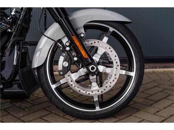 2025 Harley-Davidson Street Glide