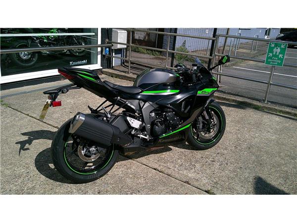 2024 Kawasaki Ninja ZX-6R
