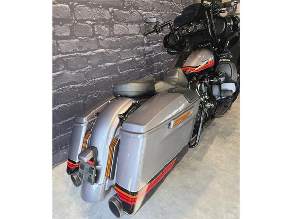 Street Glide CVO 