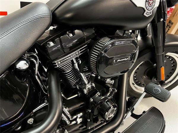 2015 HARLEY-DAVIDSON FAT BOY