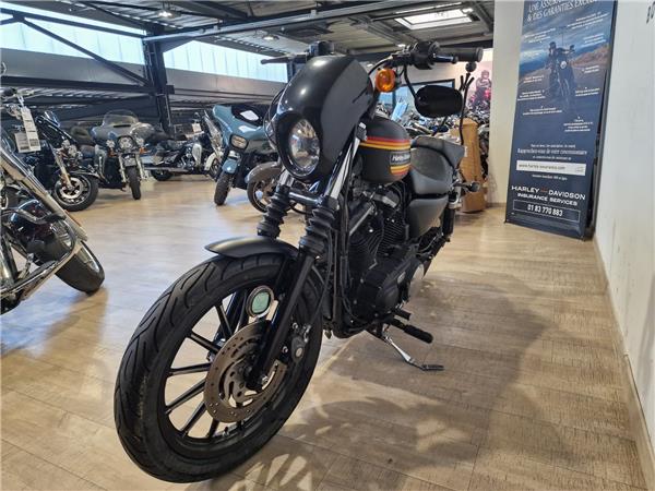 2011 HARLEY-DAVIDSON IRON
