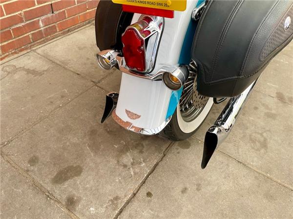 2016 HARLEY-DAVIDSON SOFTAIL FLSTN DELUXE