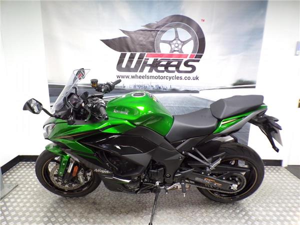 2025 Kawasaki Ninja 1100SX