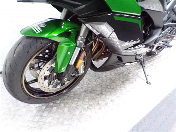 2025 Kawasaki Ninja 1100SX