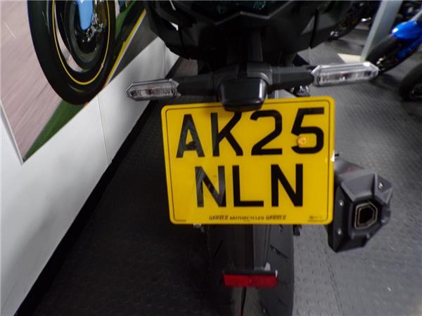 2025 Kawasaki Ninja 1100SX