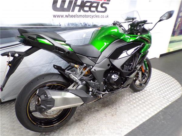 2025 Kawasaki Ninja 1100SX