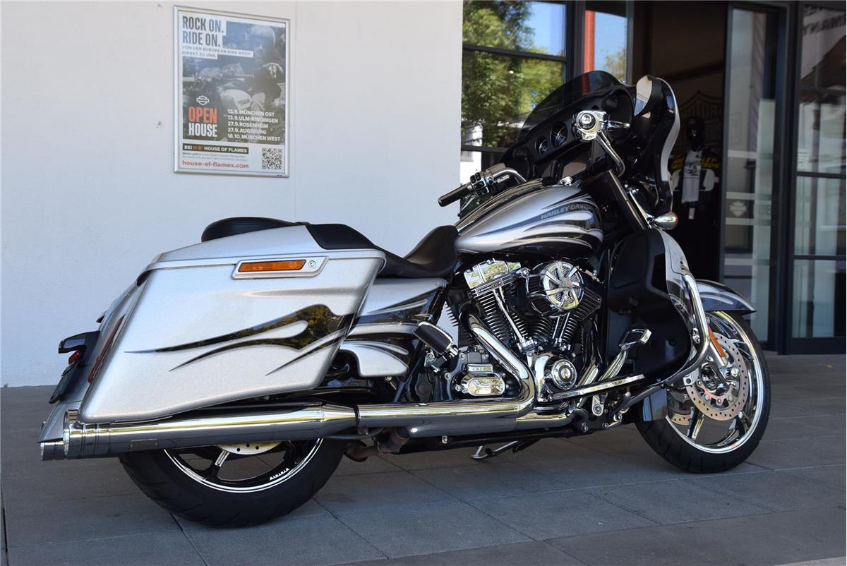 FLHXSE CVO Street Glide