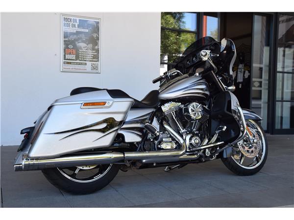 FLHXSE CVO Street Glide