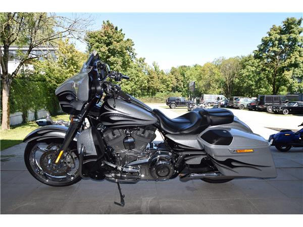 FLHXSE CVO Street Glide