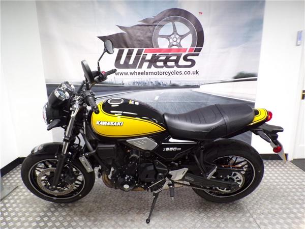 2025 Kawasaki Z650RS