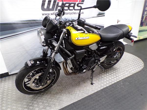 2025 Kawasaki Z650RS