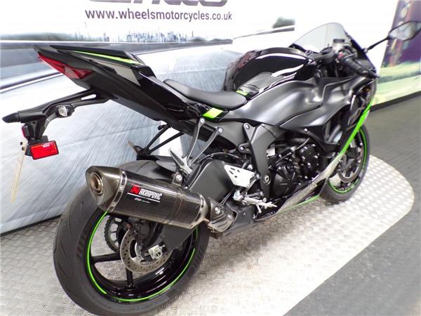 2025 Kawasaki ZX-6R