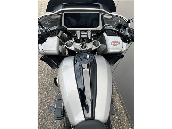 2023 CVO Road Glide