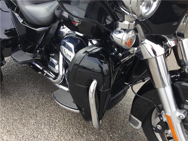 2022 HARLEY-DAVIDSON TRI GLIDE ULTRA CLASSIC