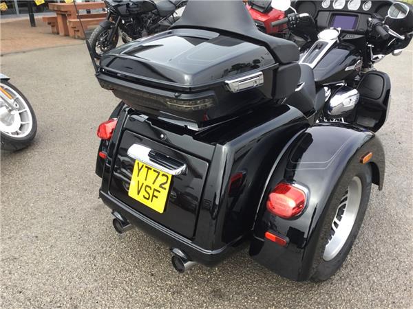 2022 HARLEY-DAVIDSON TRI GLIDE ULTRA CLASSIC