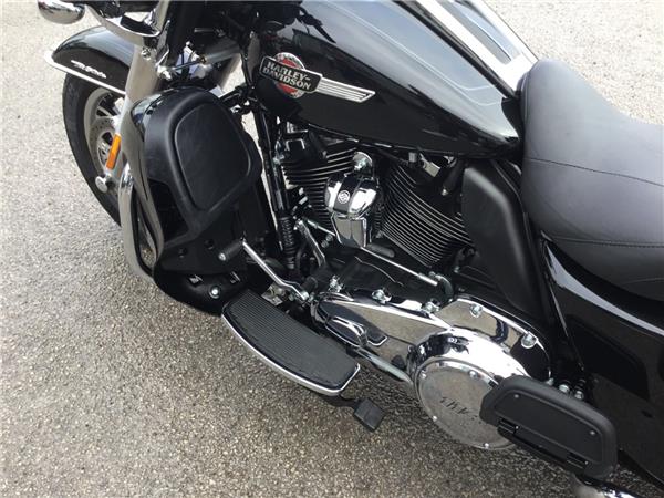 2022 HARLEY-DAVIDSON TRI GLIDE ULTRA CLASSIC