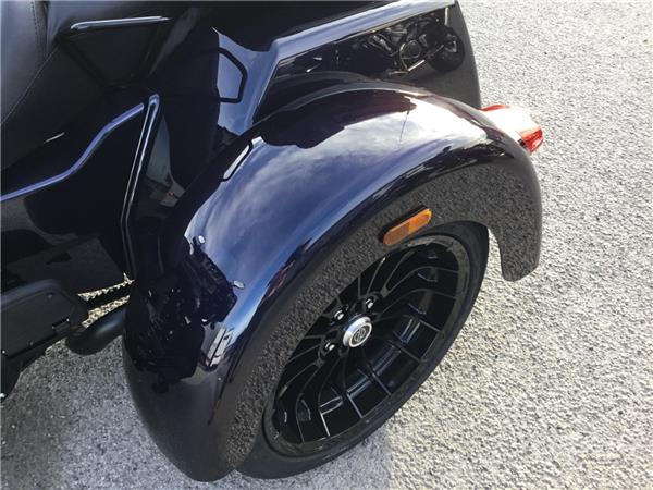 2025 HARLEY-DAVIDSON TRI GLIDE ULTRA 